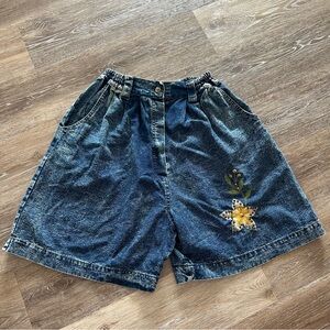 Embroidered Denim Women's bermuda Shorts blue denim size medium M